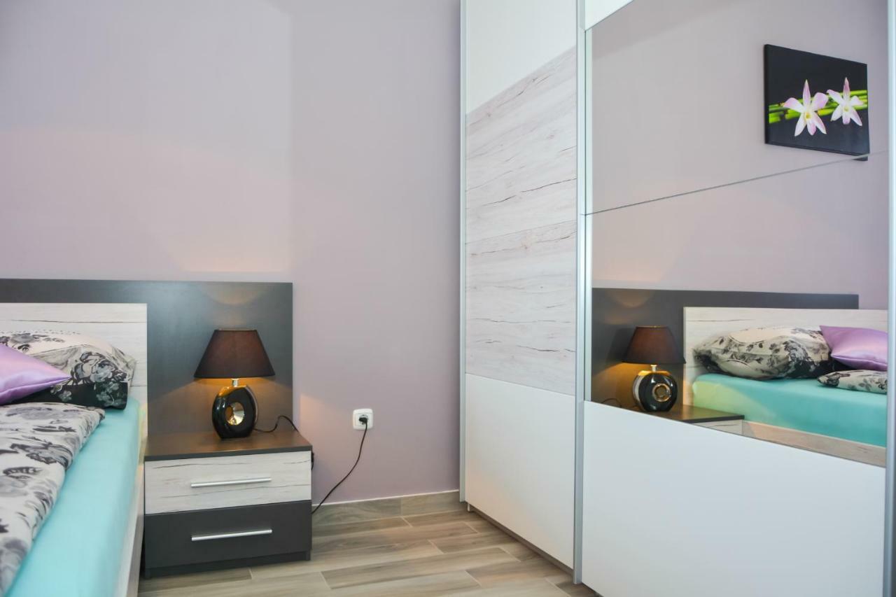 Apartment Klaudio Senj  Esterno foto